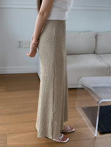 Embossed Elastic Long Skirt