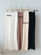 將圖片載入圖庫檢視器 Elastic Fabric Bell-Bottom Pants
