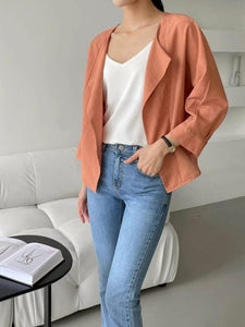 Comfortable Buttonless Jacket